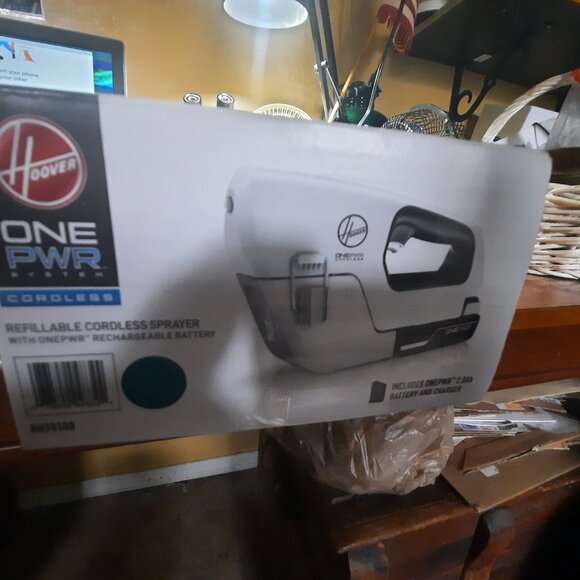 Refillable Cordless Sprayer with One Power Charger and Battery. - Picture 4 of 4